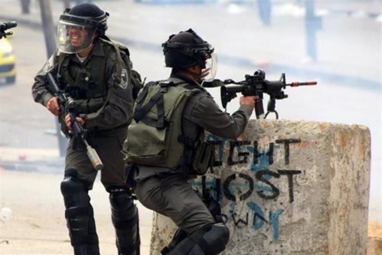 شهيد فلسطيني وإصابة عسكريَّين إسرائيليَّين في اشتباك نابلس