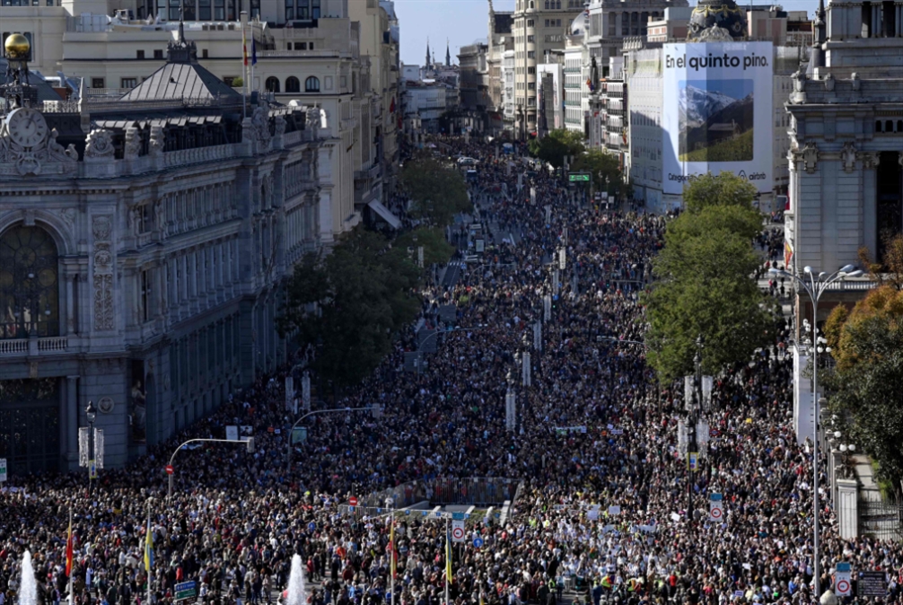 تظاهرات حاشدة في مدريد للدفاع عن النظام الصحي