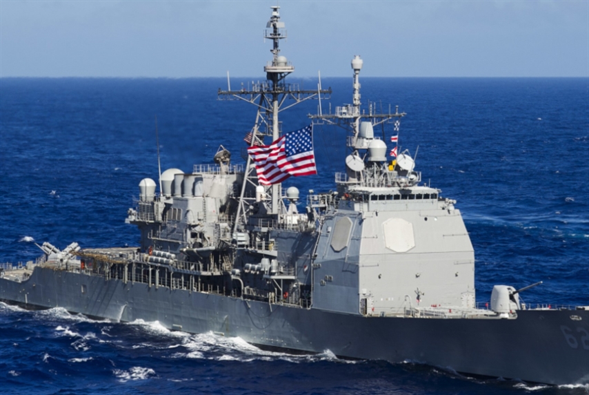الجيش الصيني يعلن إبعاد سفينة حربية أميركية قرب جزر سبراتلي