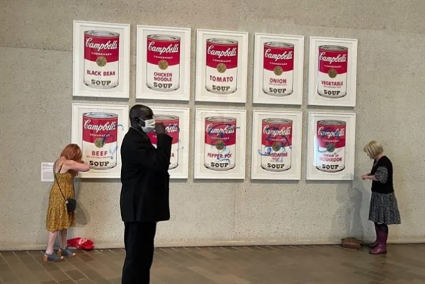 أستراليا: استهدفت لوحة لآندي وارهول