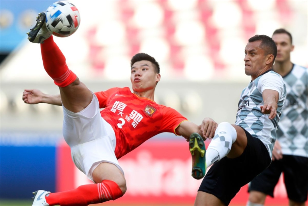 الاستثمارات الصينية في كرة القدم... نجاح اقتصادي وتراجع فنّي