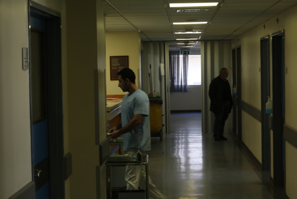 نقابة المستشفيات: المرضى غير مسؤولين عن الوضع الحكومي