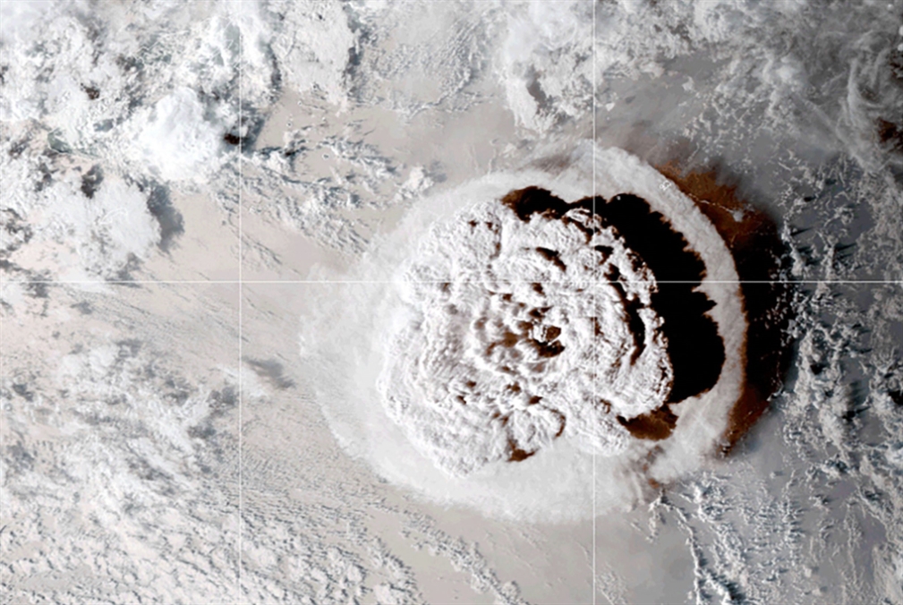 «ناسا»: قوة ثوران بركان تونغا تخطت قنبلة هيروشيما بمئات المرات