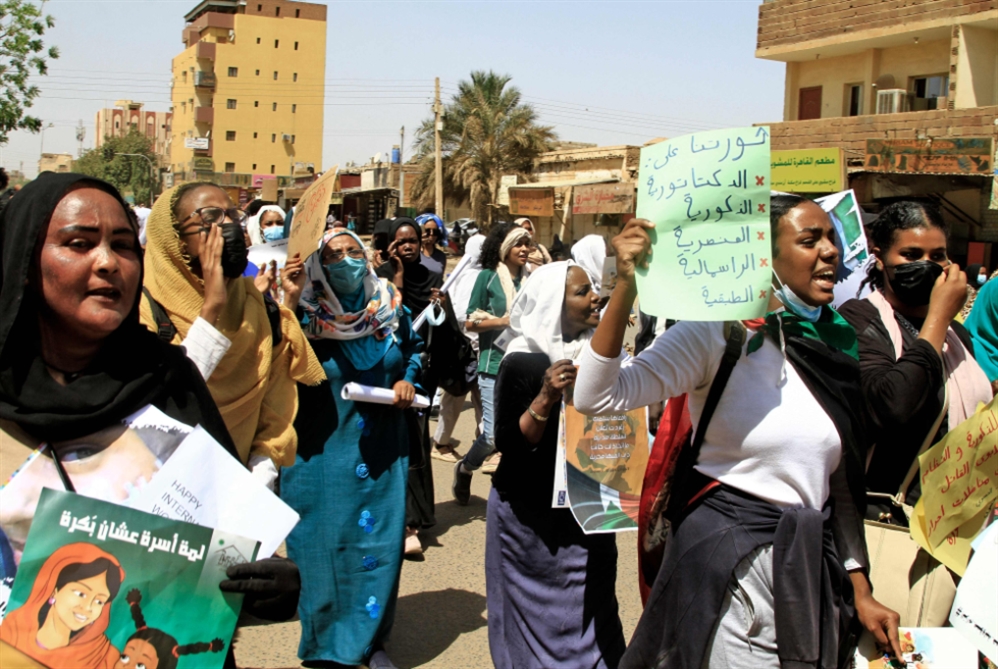 تدافُع أزمات في السودان: «السيادي» لا يجد مخرجاً