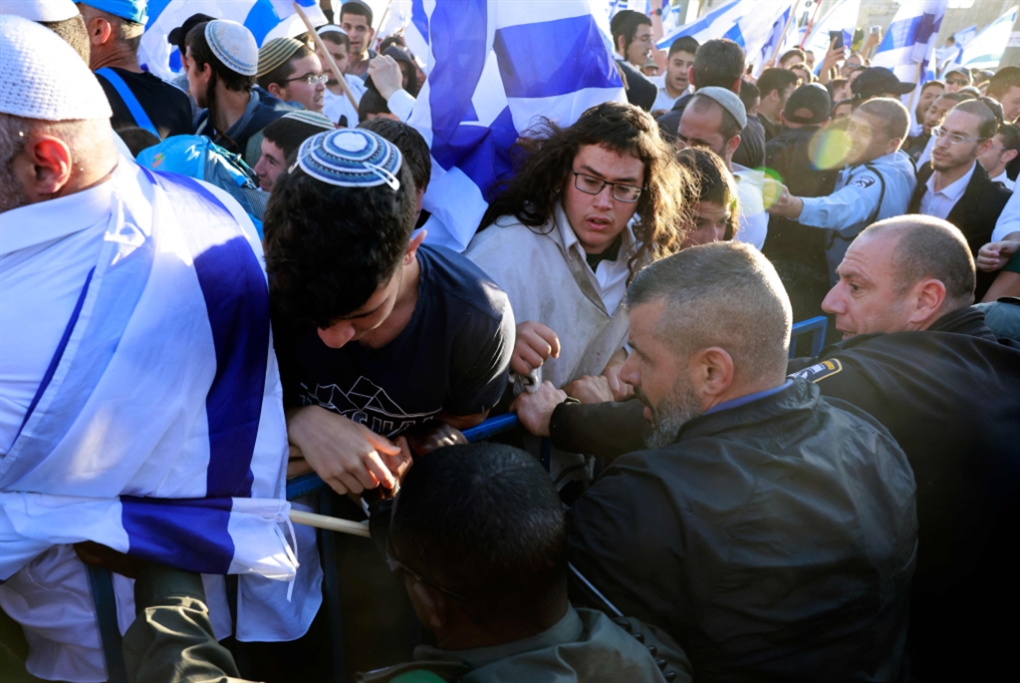 لا «مسيرة أعلام» في القدس:  إسرائيل فهمت الدرس جيداً