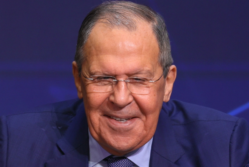 لافروف يحذّر من حرب عالمية نووية: «زيلينسكي ممثّل جيد»