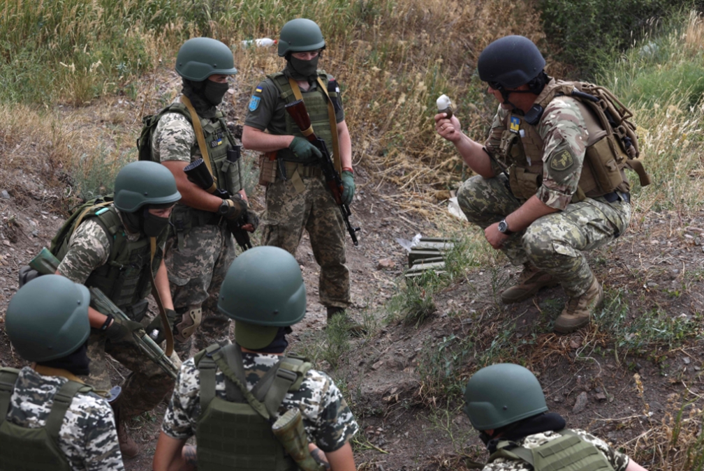 كييف: نريد «تكافؤ في قوة النار» بين جيشنا والقوات الروسية