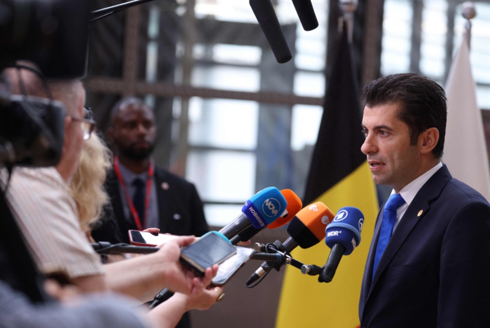 رئيس الوزراء البلغاري يستقيل رسمياً: رجال الأعمال هم السبب؟