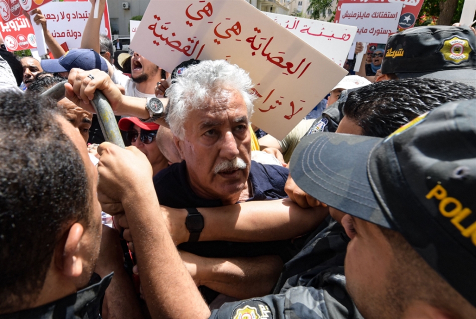 تونس | سعيّد خصماً وحكماً: الإجراءات تطاول القضاء