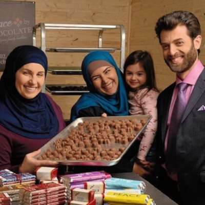 قصّة كفاح عائلة سورية في اللجوء: «الحلم الكندي»  بطعم الشوكولا!