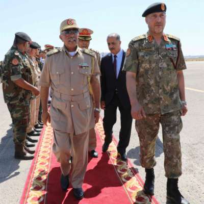 ليبيا | «العسكرية» تدْخل طرابلس: وساطة «عارية» لتجنّب الصدام