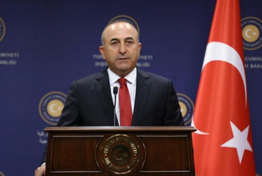 جاويش أوغلو: تركيا لا تطلب إذناً لشنّ هجمات في سوريا