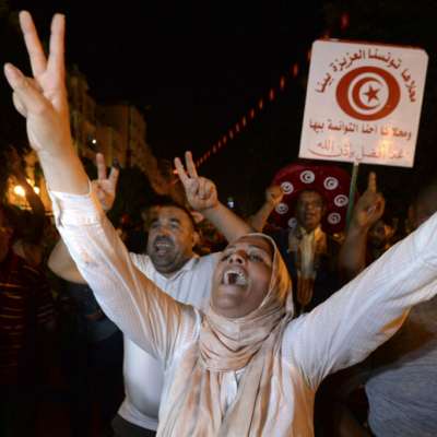 تونس | دستورٌ بـ«الحدّ الأدنى»: قيس سعيّد يثبّت حُكمه