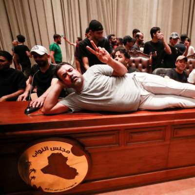 «التنسيقي» لا يتراجع بعد «غزوة البرلمان»: نُذُر اقتتال أهلي في العراق
