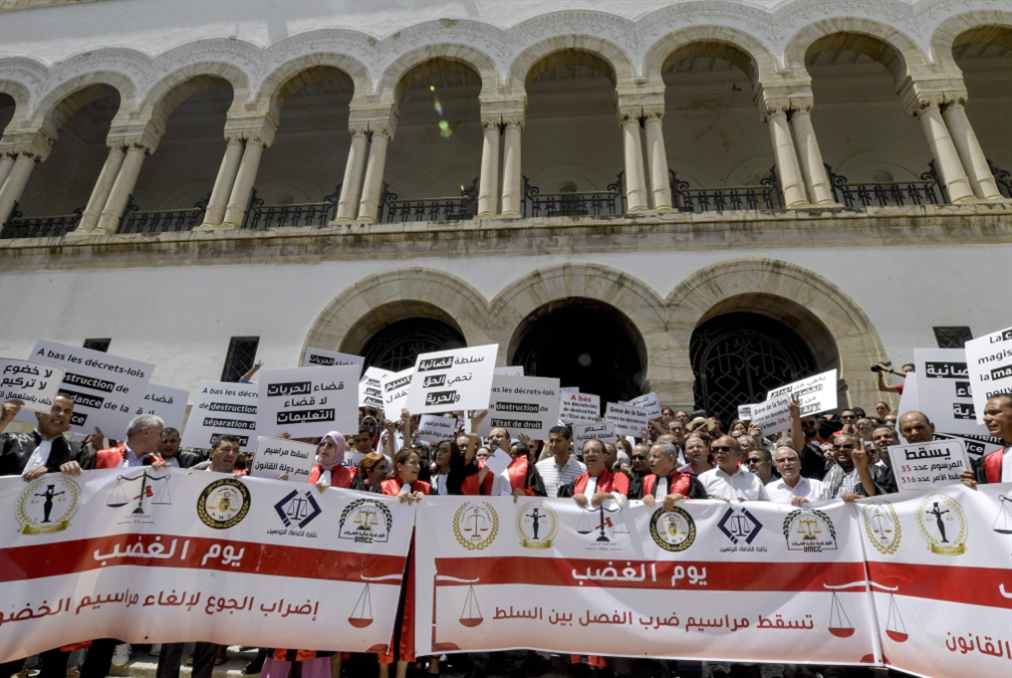 تونس | «حلفاء» سعيد ينفضّون من حوله: الرئيس ودستوره وحيدان