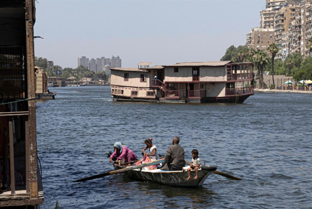 حملةُ النظام على «التاريخ»: عائمات النيل آخر الضحايا