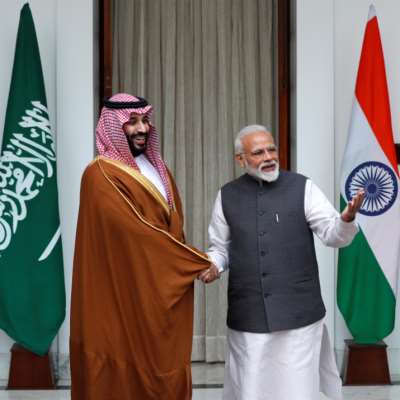 الهند والسعودية تبحثان التبادل التجاري بعملتَيهما