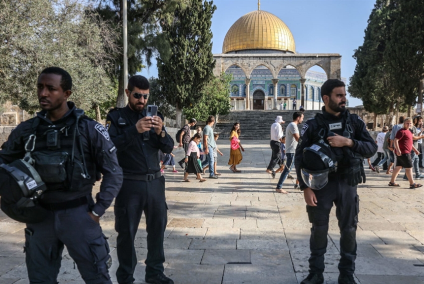 القدس: مئات المستوطنين يقتحمون الأقصى