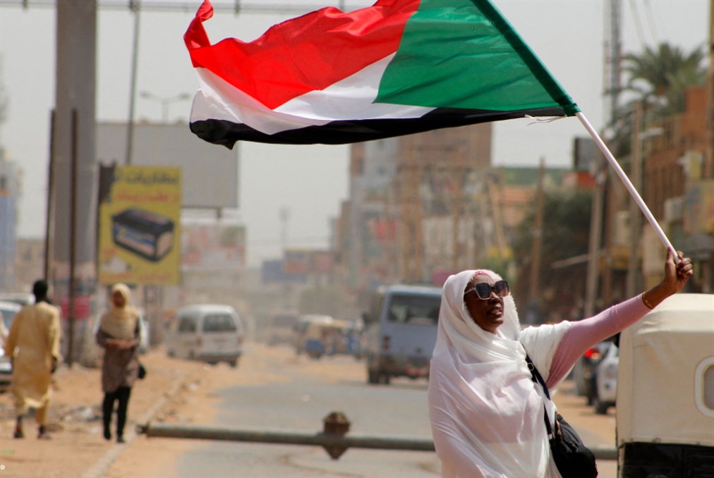 العسكر يفتح حضنه لإسرائيل: السودان «مَشاعٌ» لكم