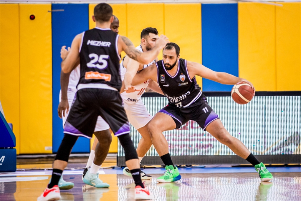 بيروت يواجه الكويت في نصف نهائي بطولة العرب لكرة السلة