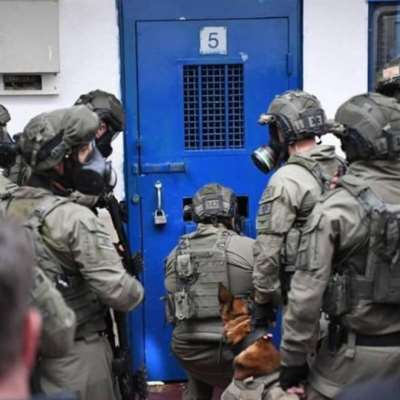 «غوانتانامو» الفلسطيني: إسرائيل تعلنها حرباً «مجنونة» على الأسرى