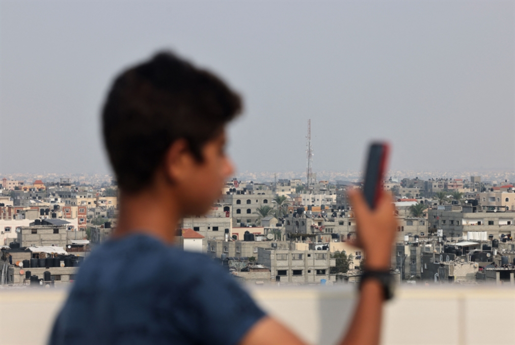 شركة «بالتل»: انقطاع خدمات الاتصالات والإنترنت تماماً في غزة
