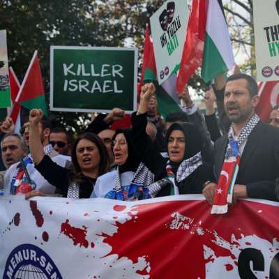 المقاطعة تقتصر على «الكولا» | تركيا وفلسطين: لا شيء سوى «الهوبرة»