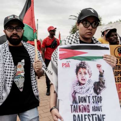 جنوب أفريقيا تضبط التصعيد ولا توقفه: لإعلان إسرائيل «دولة أبارتهايد»