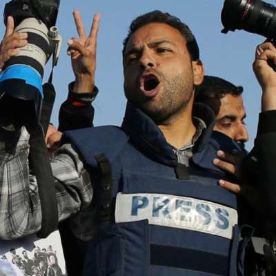 صمود ومقاومة وتحدّ لآلة القتل الصهيونية: صحافيّو غزّة ينقلون الصورة حتى النَفَس الأخير