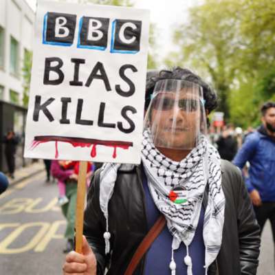 احتجاجات في كواليس الشبكة البريطانية: غزة تباد... وbbc متواطئة