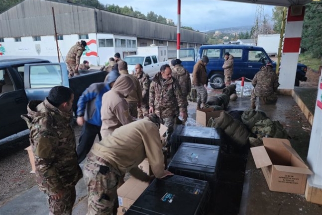 الجيش يرسل 15 عنصراً من فوج الهندسة إلى سوريا