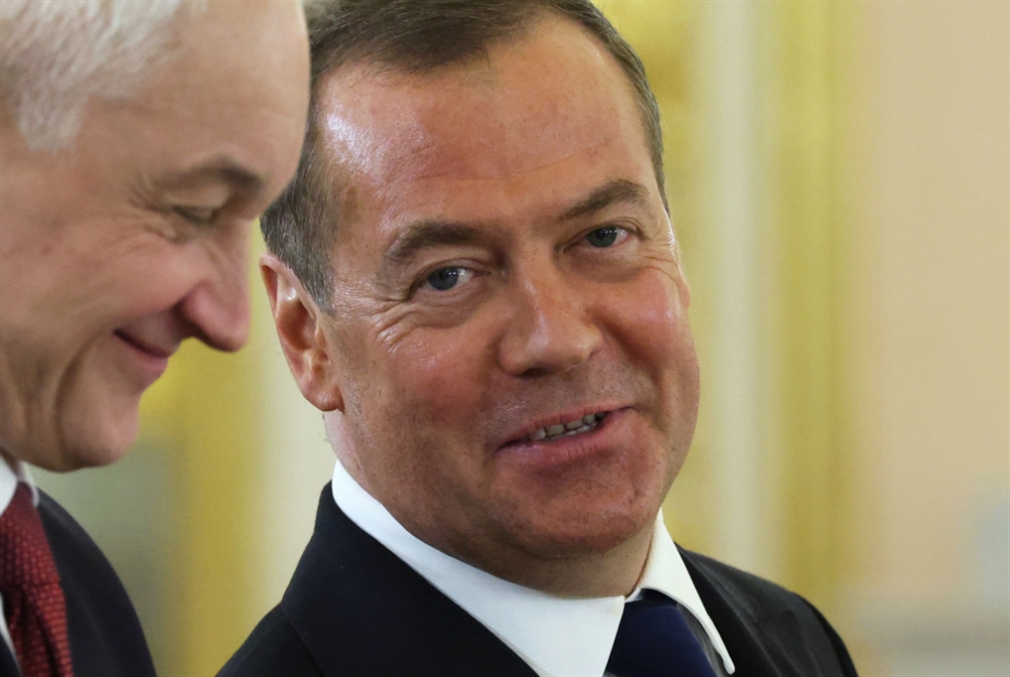 ميدفيديف: لا نريد صراعاً مباشراً مع «الأطلسي»
