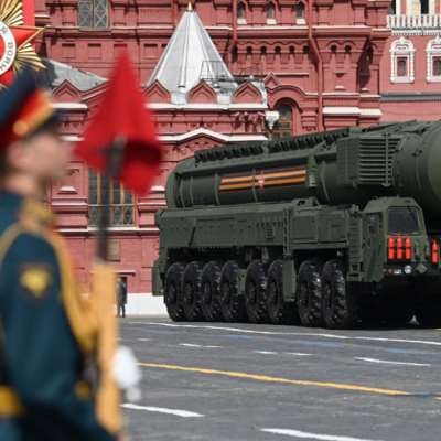 الكرملين يتوقّع أن «يطول» أمد «الحرب الهجينة» بين روسيا والغرب