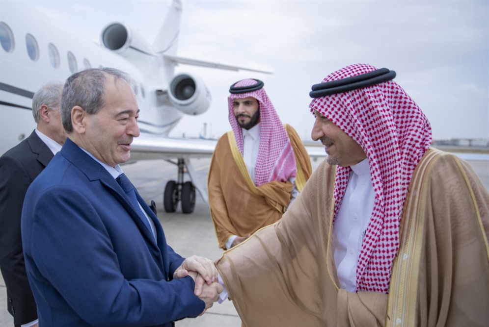 قبل اجتماع خليجي ـــ عربي حول سوريا.... المقداد يصل إلى السعودية