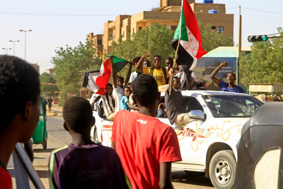 الجيش وجهاً لوجه «الدعم السريع»: السودان على عتبة الاقتتال