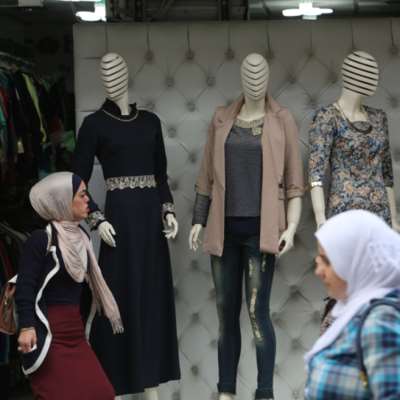 ثياب العيد صعبة المنال... حتى في الأسواق الشعبية