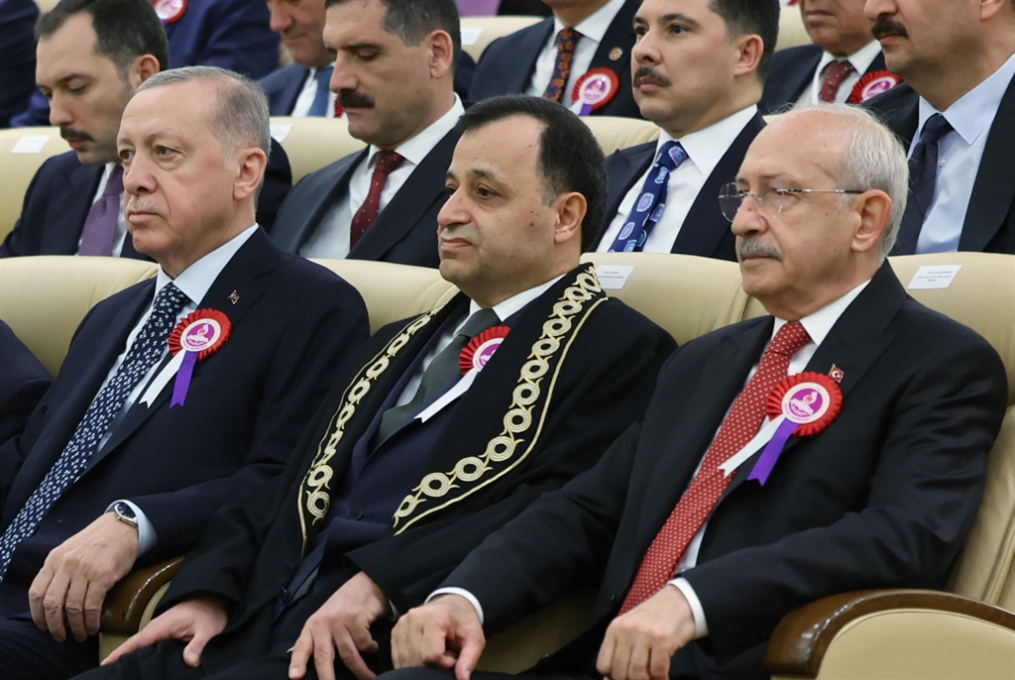 إردوغان يوزّع المكرمات: الدِين في صلْب الرئاسيات