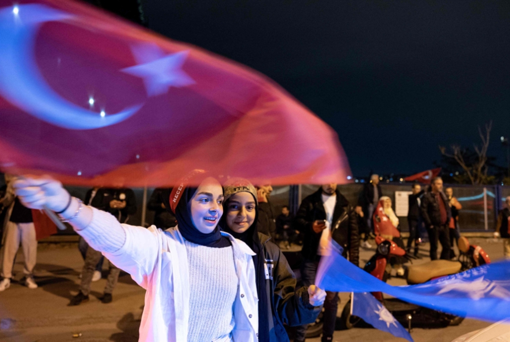 غالبية غير حاسمة لإردوغان: تركيا نحو جولة انتخابات ثانية