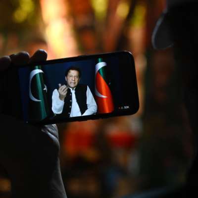 خان يحاصر هالة الجيش: باكستان... نُذر حرب صلاحيات