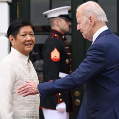 الرئيس الفيليبيني في واشنطن: توسيع الطوق  حول الصين