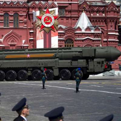 واشنطن تطلب محادثات نووية مع بكين وموسكو: خشية متصاعدة من سباق «ثلاثي»