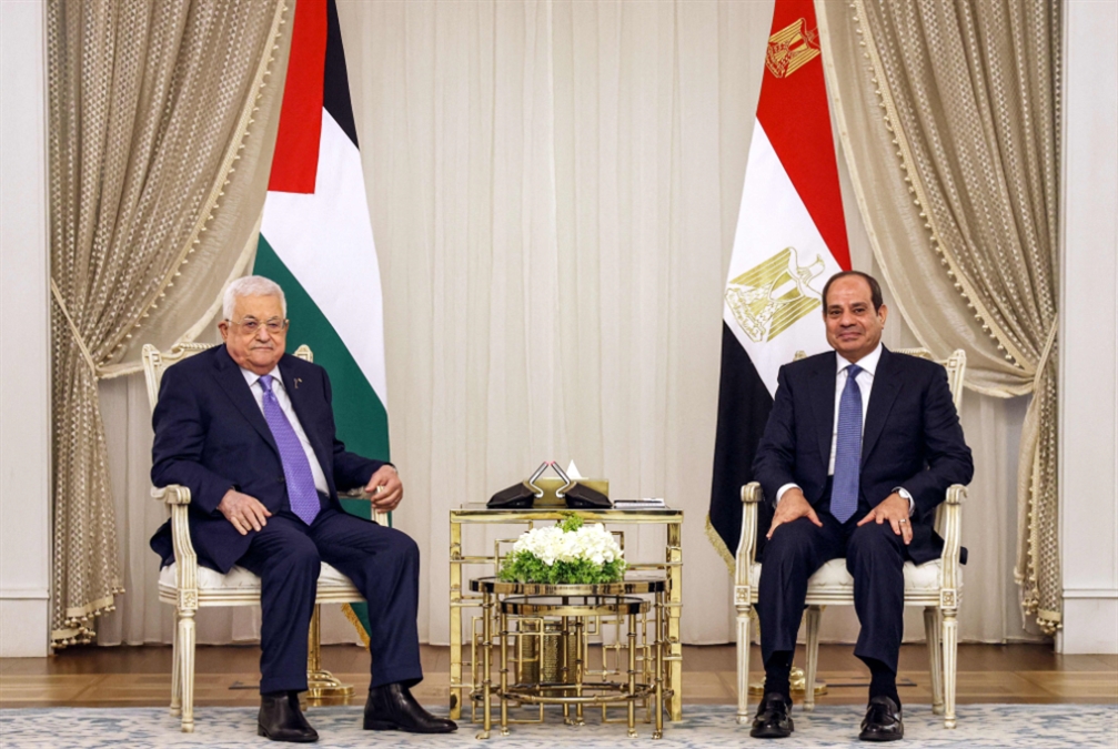 عباس ينتظر التسهيلات: ماضون في ضرب المقاومة