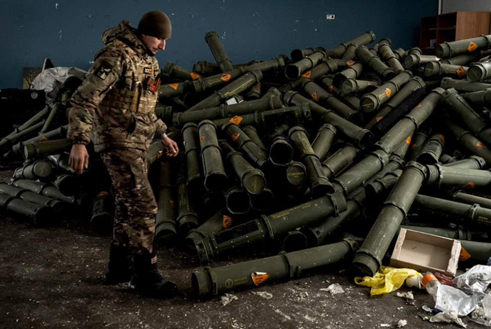موسكو تشنّ هجوماً على كييف... وأوكرانيا «تعاني» لتأمين الذخيرة الكافية