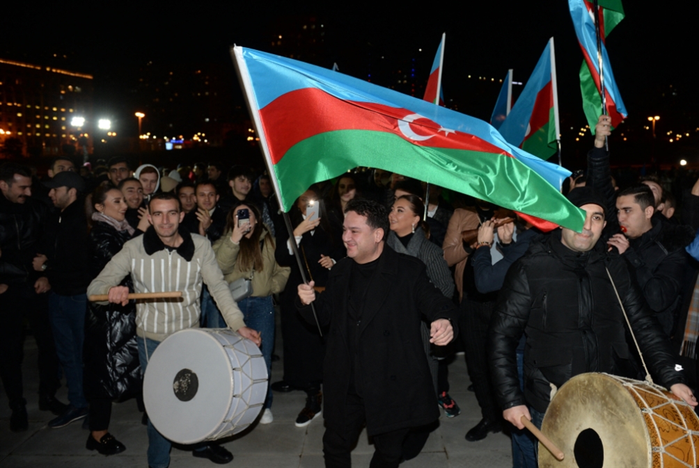 آذربيجان تحت عباءة علييف: «انتصار قره باغ» يتكرّس