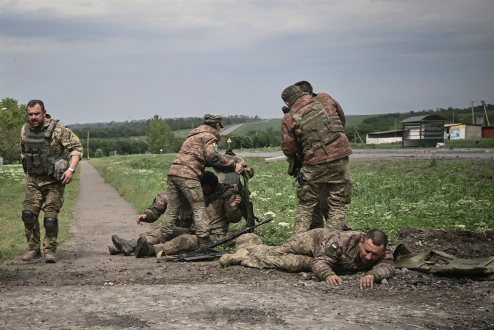 استبدال «القائد العام» لا ينعش أوكرانيا: أفدييفكا على طريق باخموت
