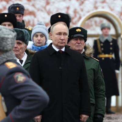 سنتان على حرب «التنجيم الإستراتيجي»: أوكرانيا تدفن طموحات «الريادة الأبدية»