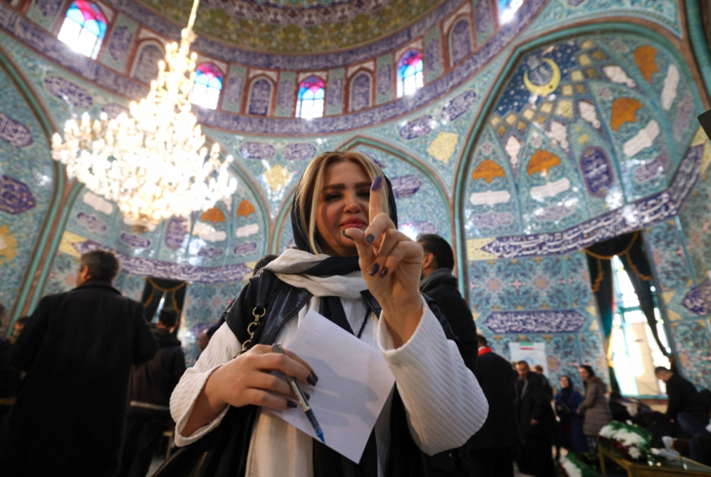 انتخابات «هادئة» في إيران: شبح «المقاطعة الشاملة» يبتعد