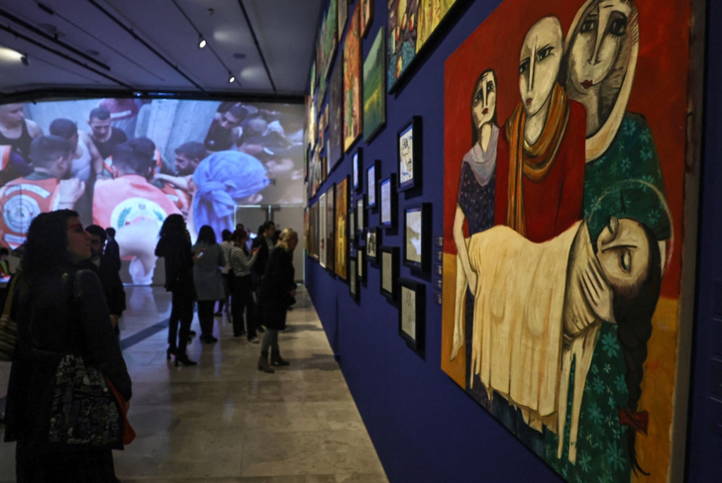 معرض يوثّق مذبحة غزّة عبر أعمال مبدعيها الشهداء والأحياء | الفنّ الناجي من الإبادة: فلسطين حرّة من الأزرق إلى الأزرق