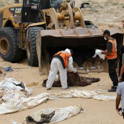 مقابر جماعية إضافية على القائمة: مأساة «مجمع ناصر» تتكشّف
