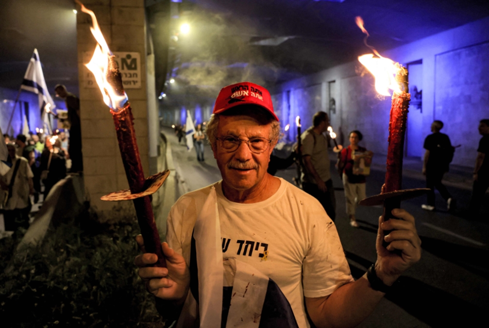 ليلة «حامية» في القدس: المتظاهرون يكسرون خطوطاً حمراً